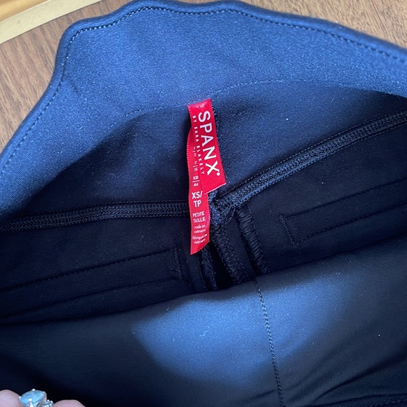 Spanx the perfect pant high rise flare XSP - Picture 6 of 7